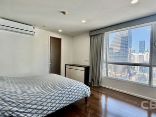 Продажа 2 спальни кондо в Щаттхана, Бангкок