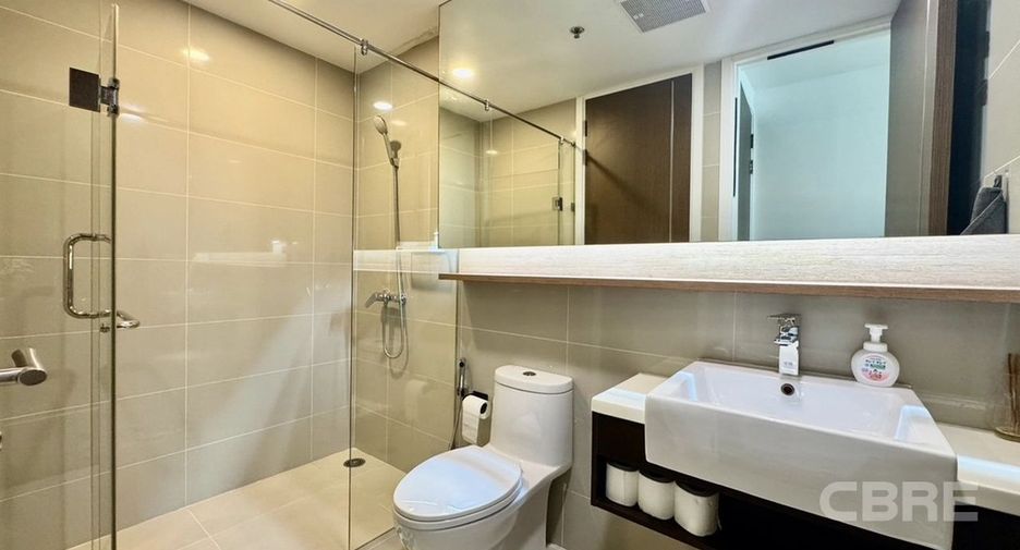 For sale 2 bedrooms condo in Watthana, Bangkok