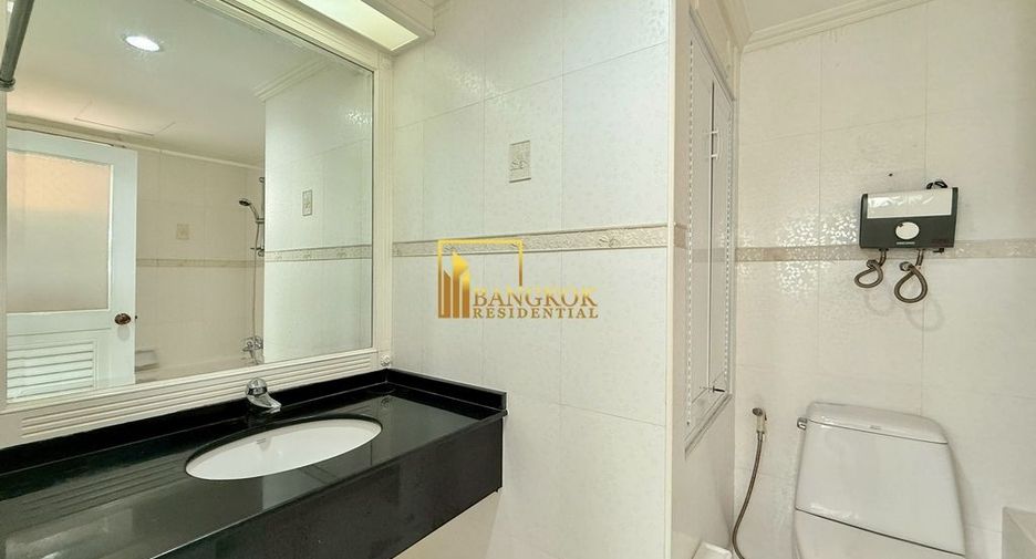 Condo en alquiler de 3 habitaciones en Watthana, Bangkok