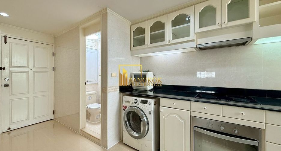 Condo en alquiler de 3 habitaciones en Watthana, Bangkok