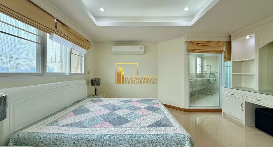 Condo en alquiler de 3 habitaciones en Watthana, Bangkok