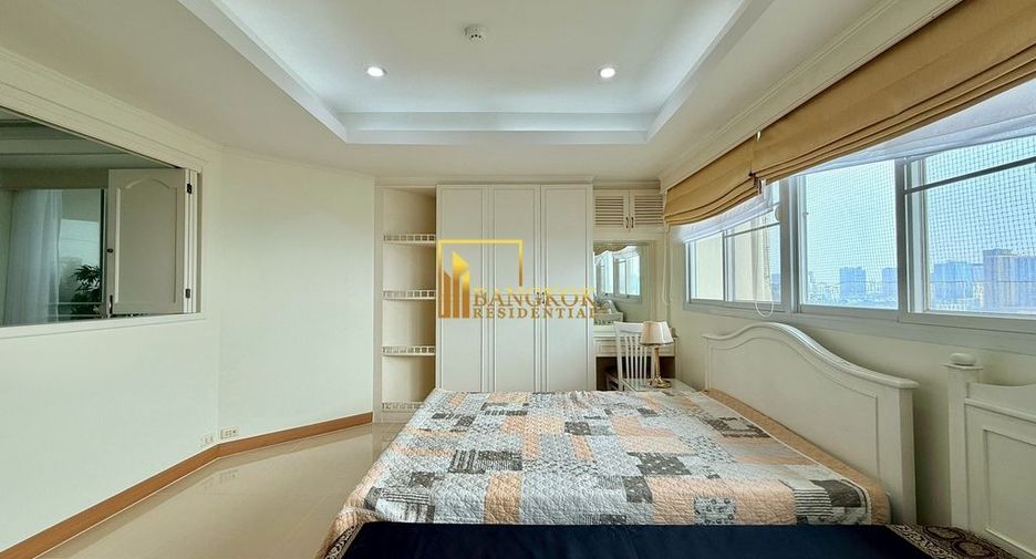 Condo en alquiler de 3 habitaciones en Watthana, Bangkok