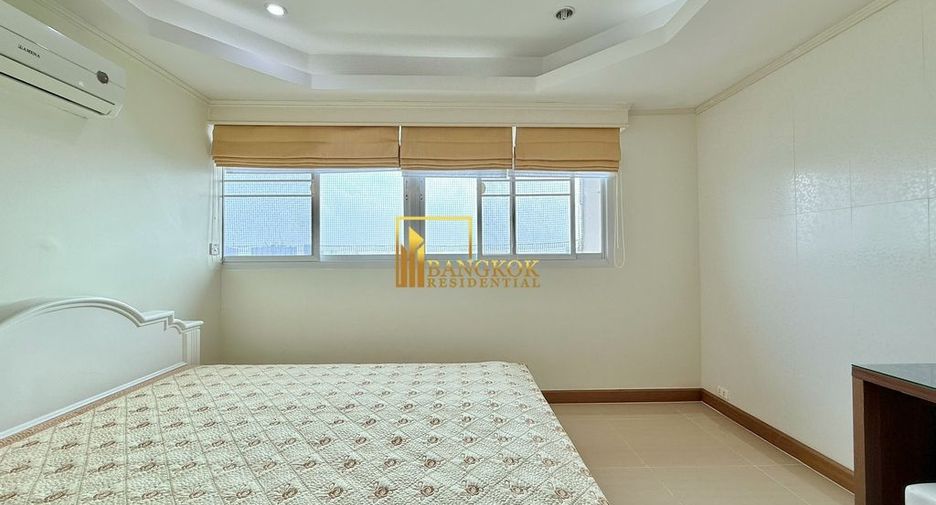 Condo en alquiler de 3 habitaciones en Watthana, Bangkok