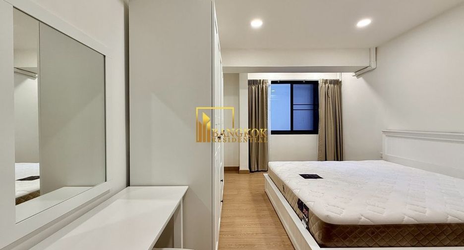 Condo en alquiler de 3 habitaciones en Watthana, Bangkok