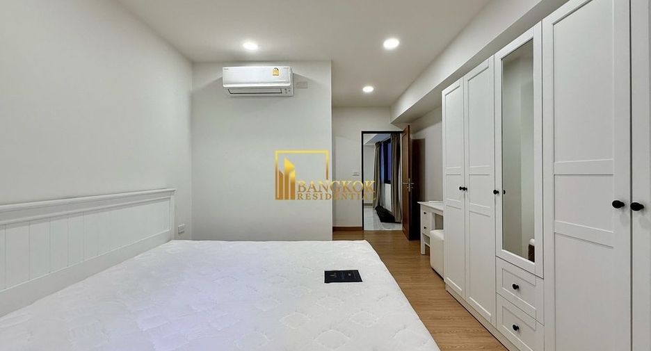 Condo en alquiler de 3 habitaciones en Watthana, Bangkok