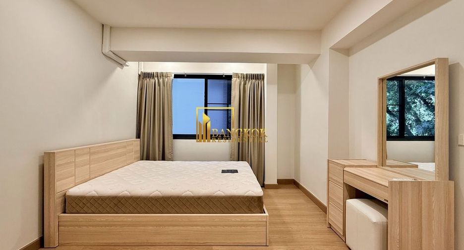Condo en alquiler de 3 habitaciones en Watthana, Bangkok