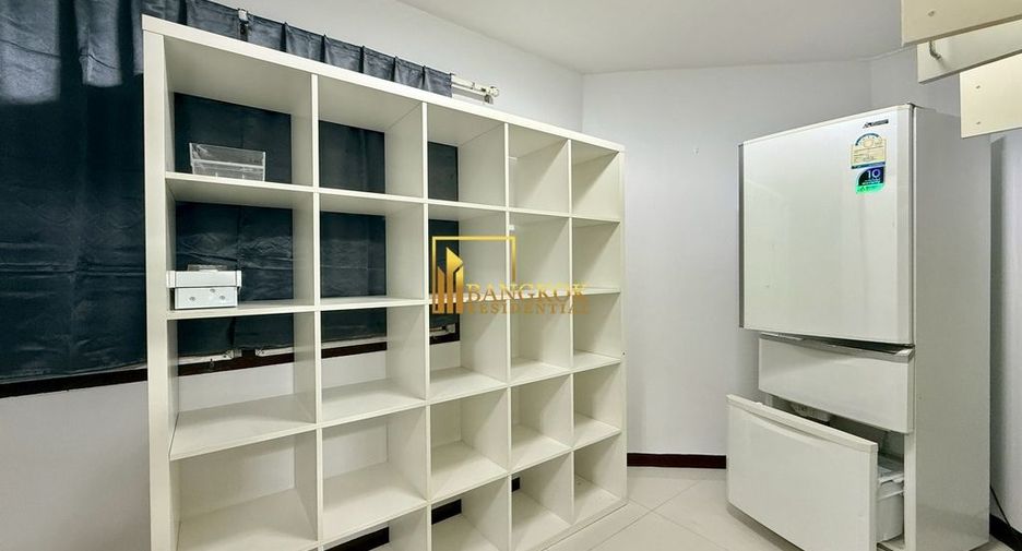 Condo en alquiler de 3 habitaciones en Khlong Toei, Bangkok