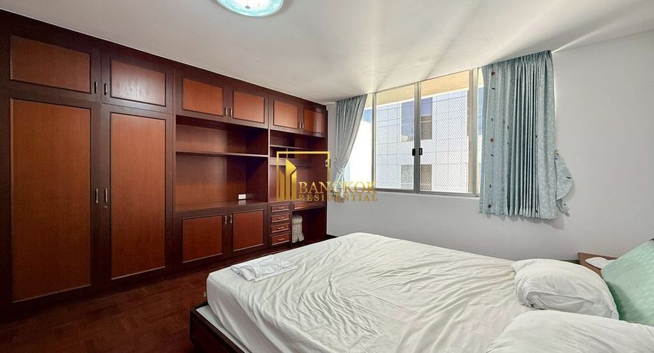 Condo en alquiler de 3 habitaciones en Khlong Toei, Bangkok