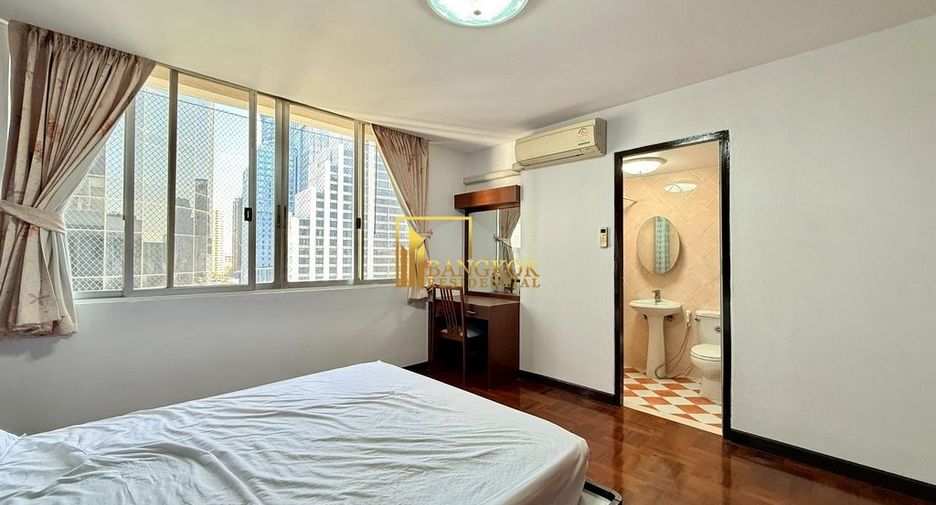 Condo en alquiler de 3 habitaciones en Khlong Toei, Bangkok