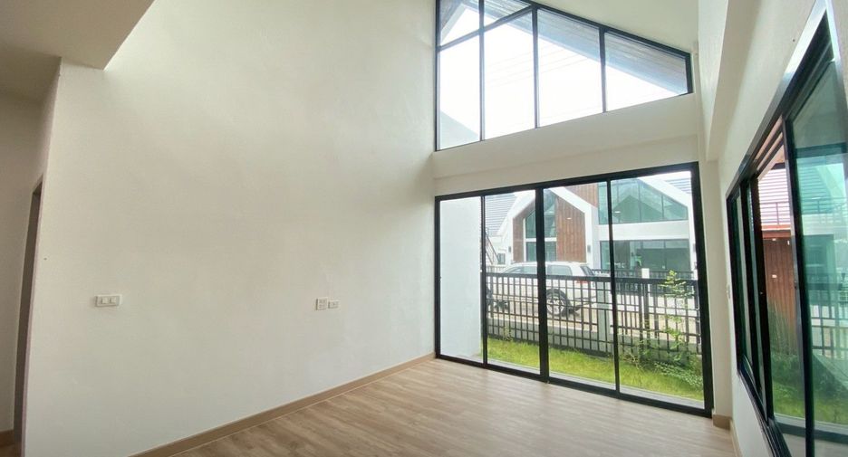 For sale 3 bedrooms house in Mueang Phatthalung, Phatthalung