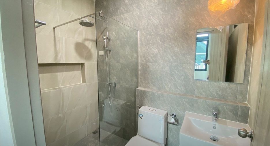 For sale 3 bedrooms house in Mueang Phatthalung, Phatthalung