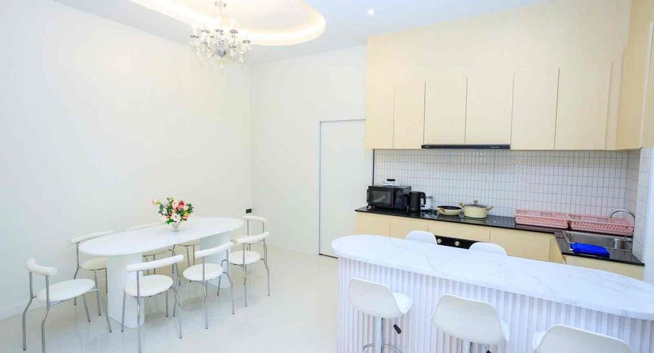For rent そして for sale 9 ベッドルーム villa in Bang Lamung, Chonburi