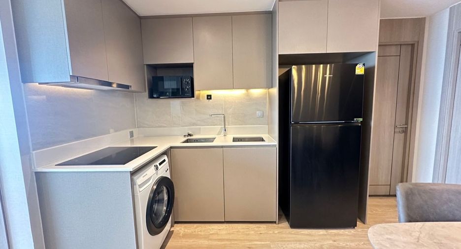 For rent 2 bedrooms condo in Bang Lamung, Chonburi