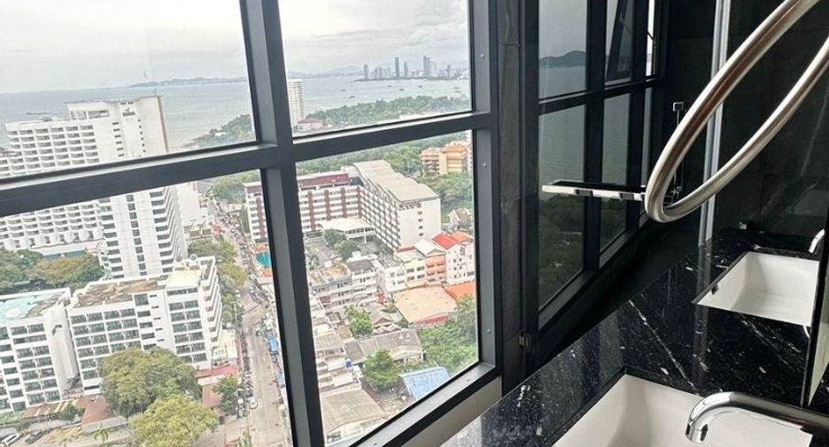 For rent 2 bedrooms condo in Bang Lamung, Chonburi
