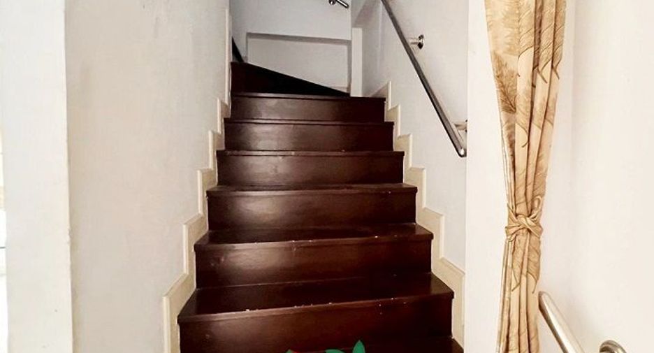 For sale 3 bedrooms townhouse in Mueang Nonthaburi, Nonthaburi