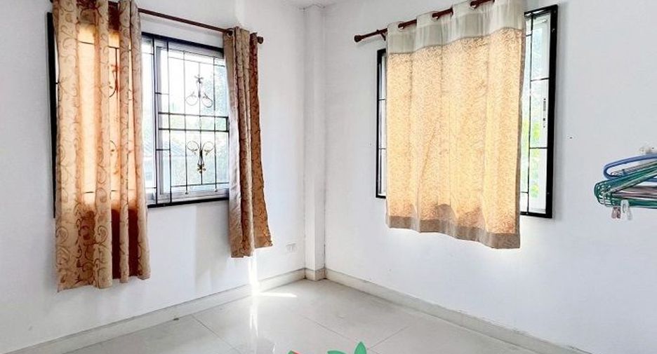For sale 3 bedrooms townhouse in Mueang Nonthaburi, Nonthaburi