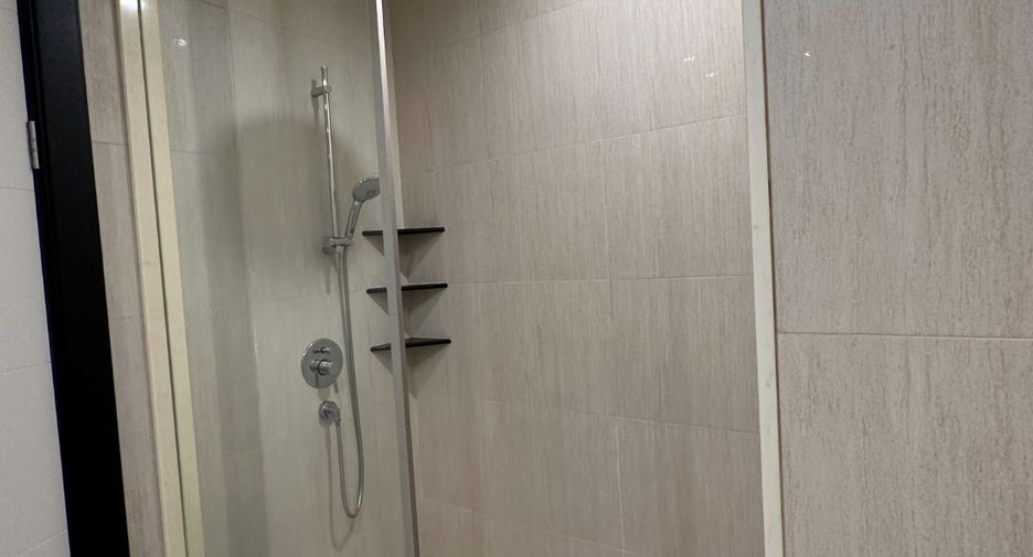 Condo en alquiler de 2 habitaciones en Sathon, Bangkok