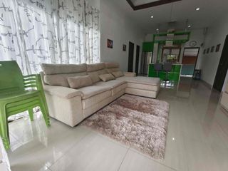 À louer et à vendre 3 chambres villa à Bang Lamung, Chonburi