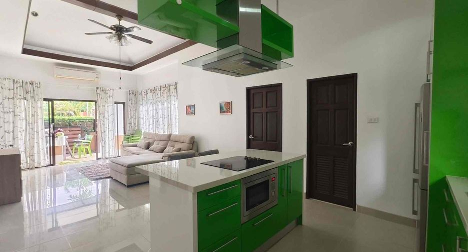 Villa zur Miete und zum Kauf mit 3 Zimmer in Bang Lamung, Chonburi
