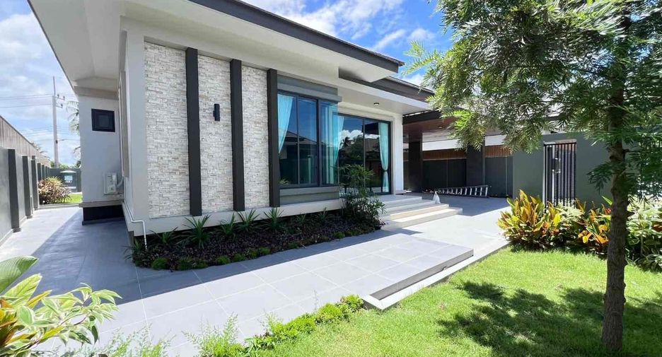 À louer et à vendre 3 chambres villa à Bang Lamung, Chonburi