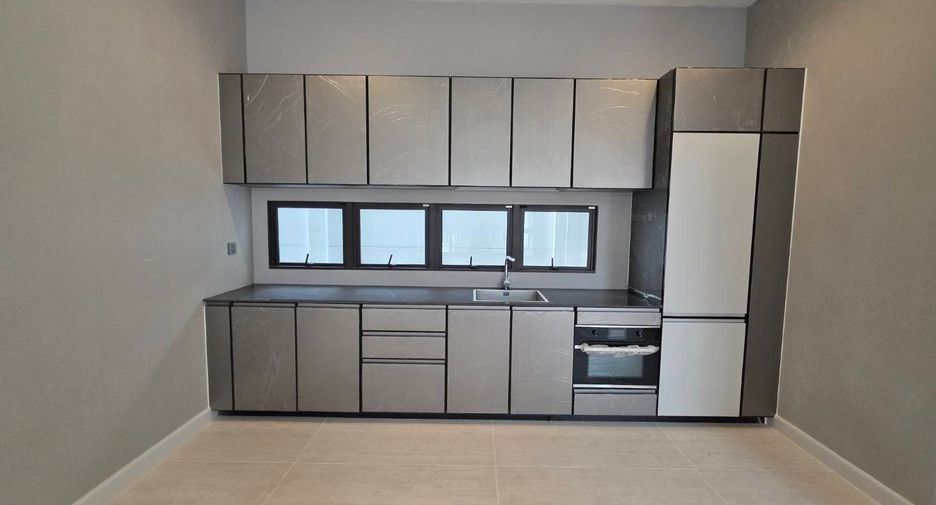 Casa en venta de 6 habitaciones en Suan Luang, Bangkok