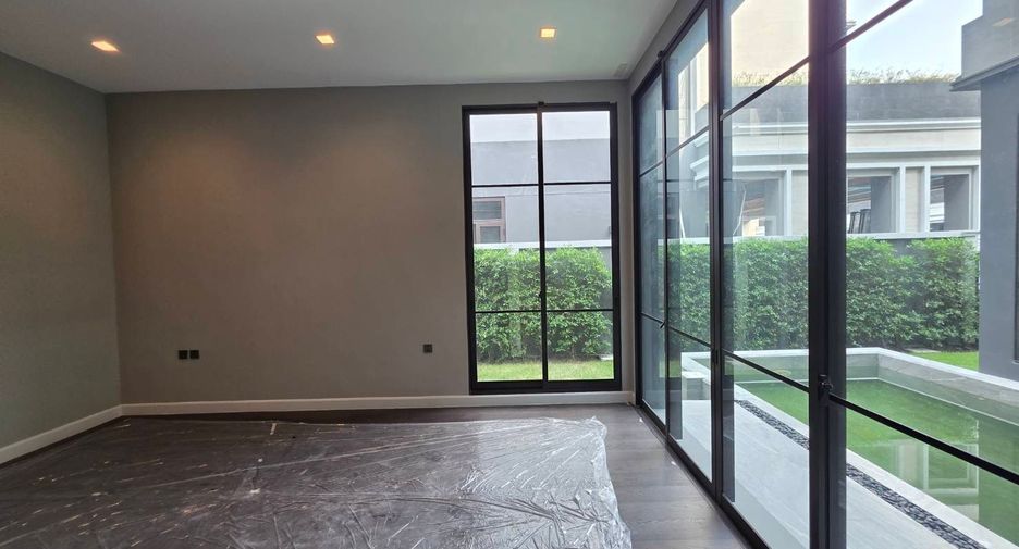Casa en venta de 6 habitaciones en Suan Luang, Bangkok