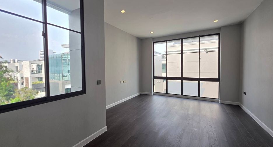 Casa en venta de 6 habitaciones en Suan Luang, Bangkok
