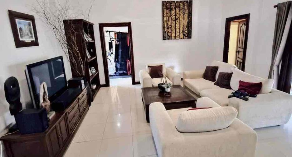 Villa zur Miete und zum Kauf mit 3 Zimmer in Bang Lamung, Chonburi