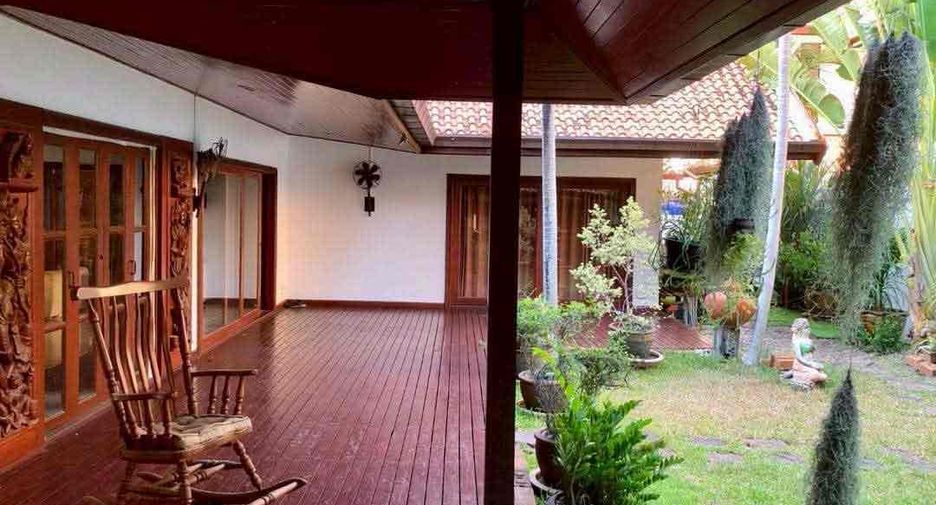 Villa zur Miete und zum Kauf mit 3 Zimmer in Bang Lamung, Chonburi