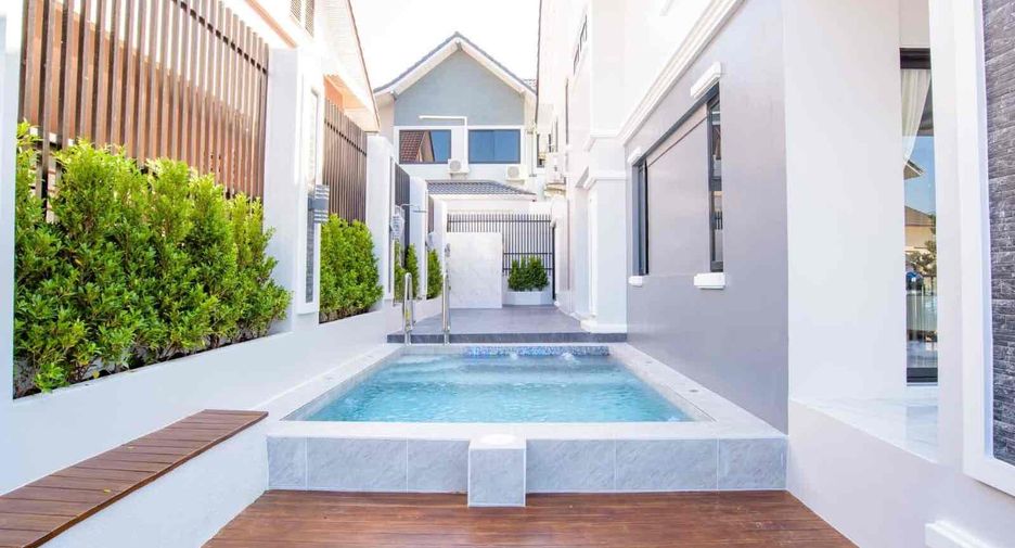 Villa zur Miete und zum Kauf mit 4 Zimmer in Bang Lamung, Chonburi