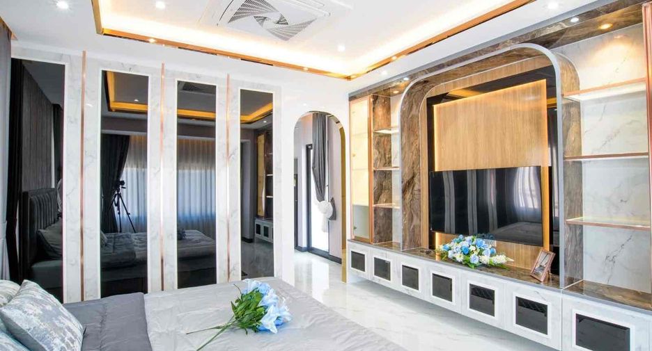 Villa zur Miete und zum Kauf mit 4 Zimmer in Bang Lamung, Chonburi
