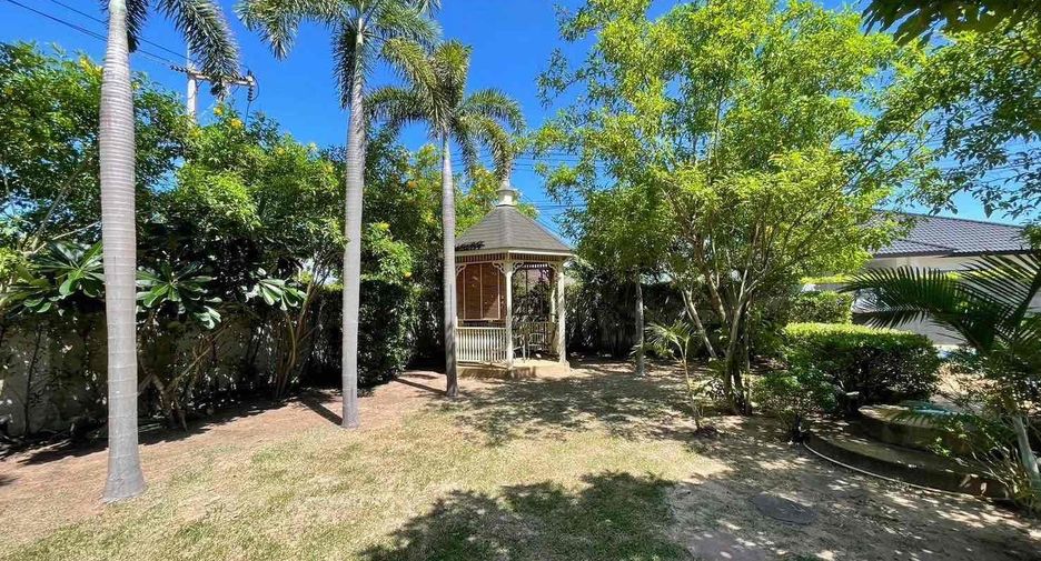 Villa en alquiler de 3 habitaciones en Bang Lamung, Chonburi
