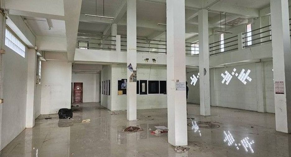 À vendre 1 chambre maison à Huai Khot, Uthai Thani