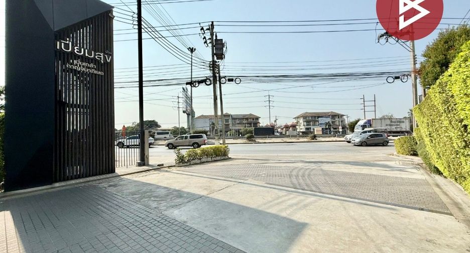 For sale 3 bedrooms townhouse in Bang Kruai, Nonthaburi