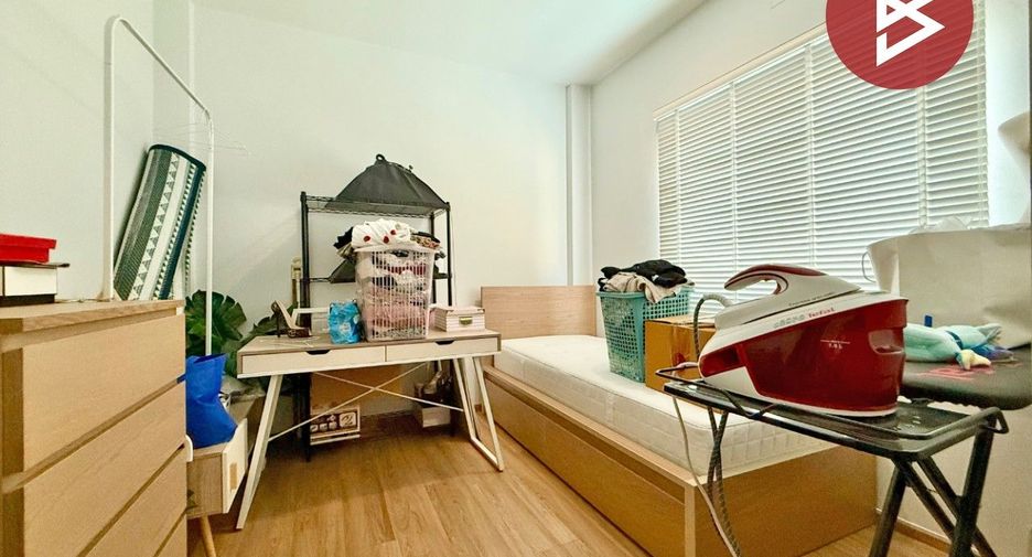 For sale 3 bedrooms townhouse in Bang Kruai, Nonthaburi