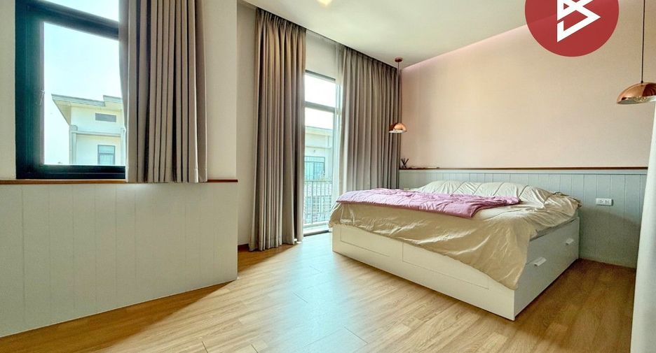 For sale 3 bedrooms townhouse in Bang Kruai, Nonthaburi