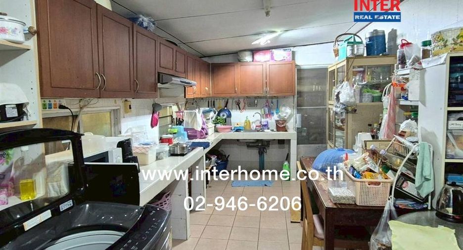 For sale 6 bedrooms house in Lak Si, Bangkok