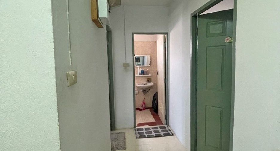 Reihenhaus zum Kauf mit 2 Zimmer in Mueang Chon Buri, Chonburi