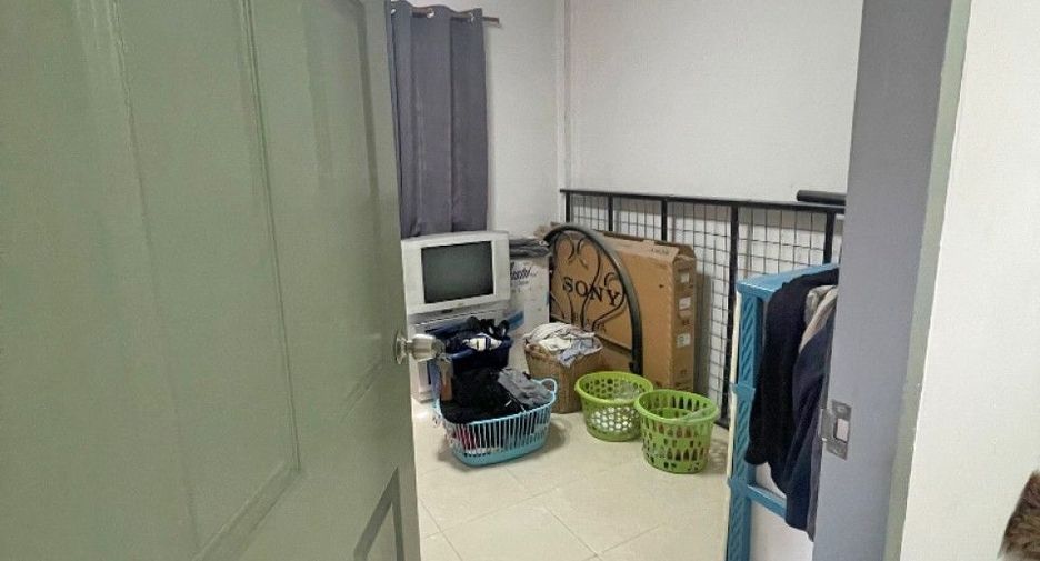 Reihenhaus zum Kauf mit 2 Zimmer in Mueang Chon Buri, Chonburi