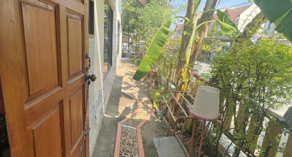 Reihenhaus zum Kauf mit 2 Zimmer in Mueang Chon Buri, Chonburi