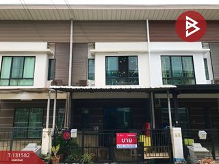 For sale 2 bedrooms townhouse in Bang Sao Thong, Samut Prakan