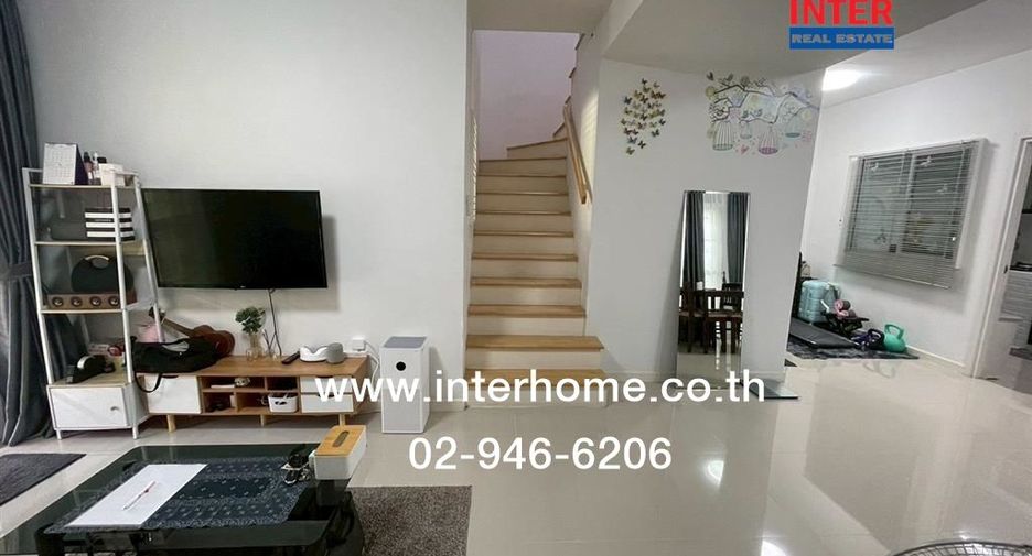 For sale 3 ベッドルーム townhouse in Sai Mai, Bangkok