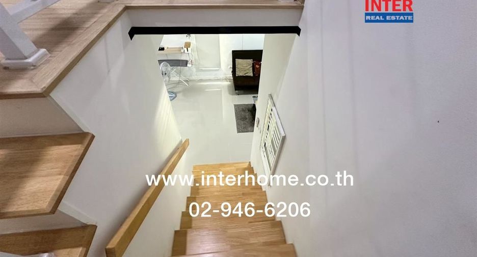 For sale 3 ベッドルーム townhouse in Sai Mai, Bangkok