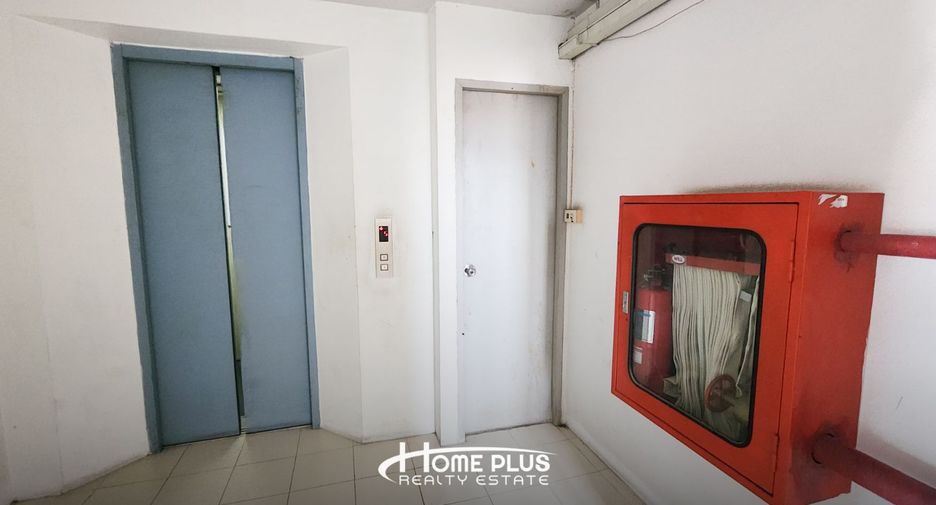 Wohnung zum Kauf mit 1 Zimmer in Wang Thonglang, Bangkok