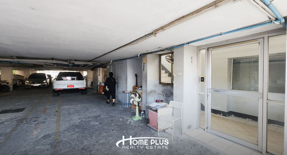 Wohnung zum Kauf mit 1 Zimmer in Wang Thonglang, Bangkok
