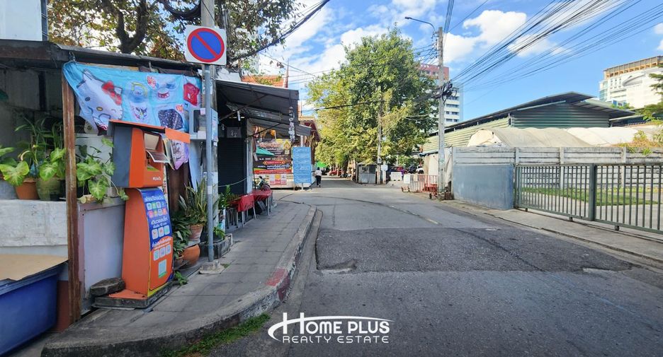 Wohnung zum Kauf mit 1 Zimmer in Wang Thonglang, Bangkok
