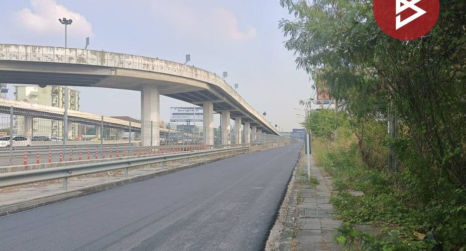 Продажа Участок в Лат Крабанг, Бангкок