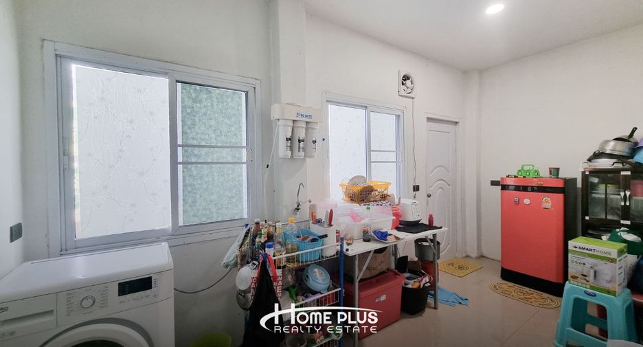Casa en venta de 2 habitaciones en Kham Thale So, Nakhon Ratchasima