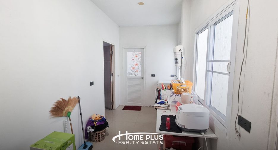 Casa en venta de 2 habitaciones en Kham Thale So, Nakhon Ratchasima