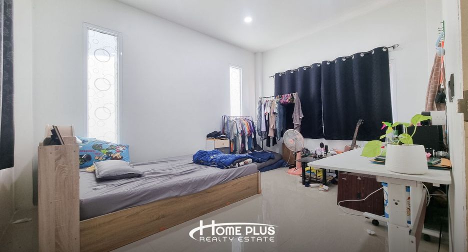 Casa en venta de 2 habitaciones en Kham Thale So, Nakhon Ratchasima